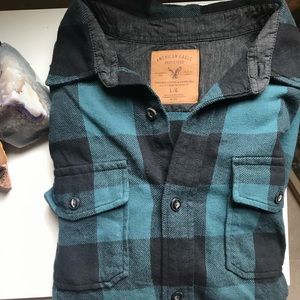 American Eagle Flannel Top